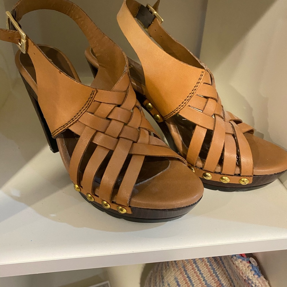 Camel Flexi Sandals